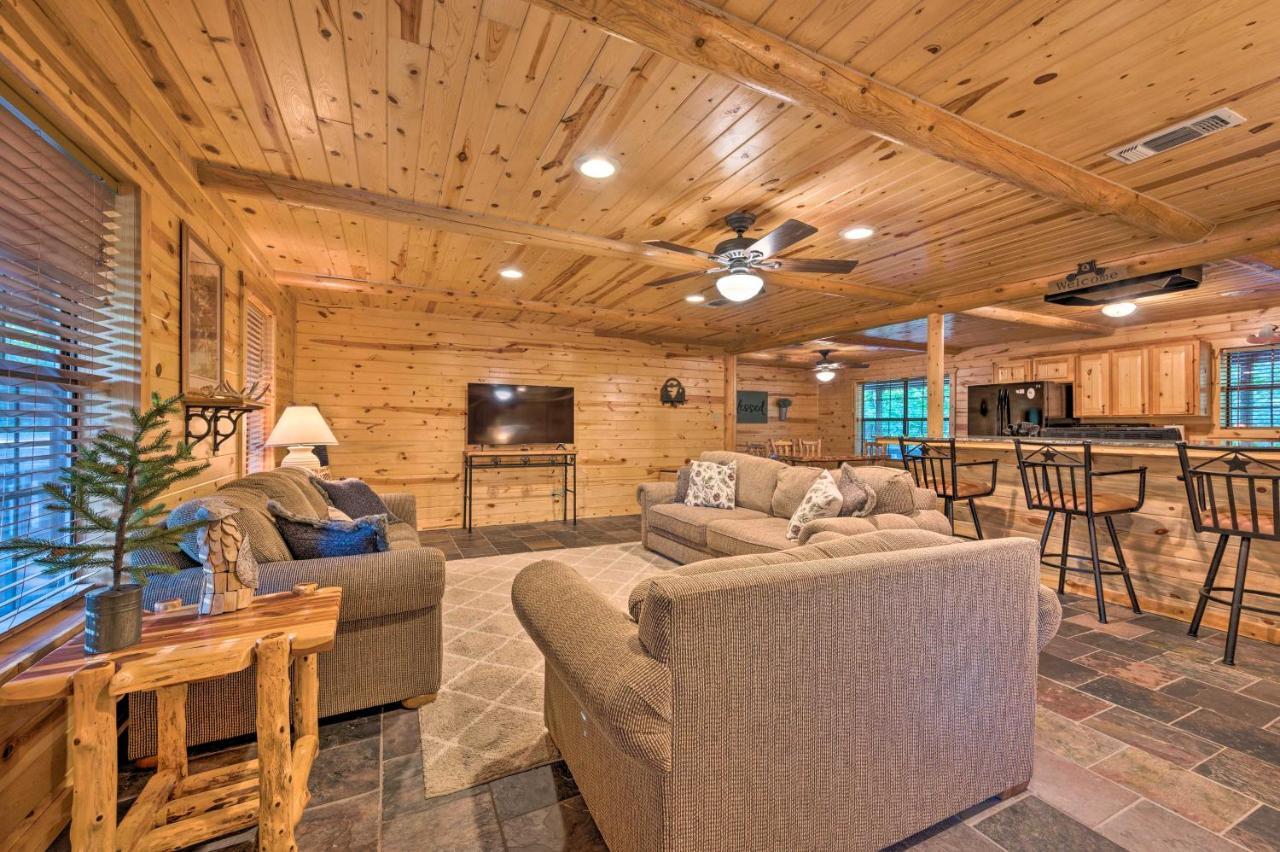 Villa Broken Bow Retreat On 2 Acres With Hot Tub And Deck! Esterno foto