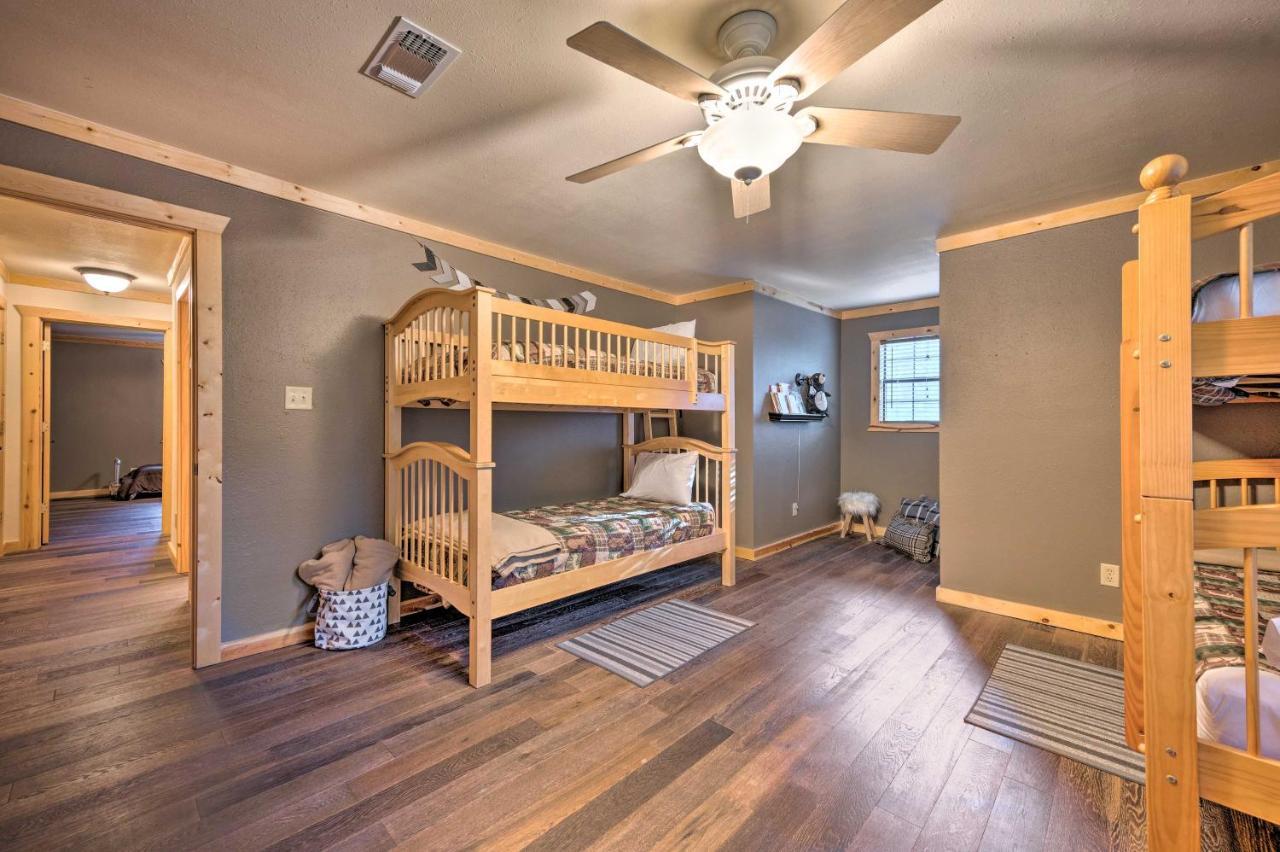 Villa Broken Bow Retreat On 2 Acres With Hot Tub And Deck! Esterno foto